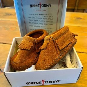 Minnetonka Mocassins Riley Bootie